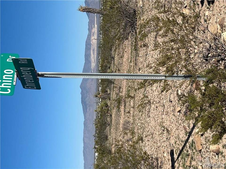 2.0638 acres in Golden Valley in Golden Valley: Corner Lot on W Chin Dr and Ehrenberg Rd Sign Next