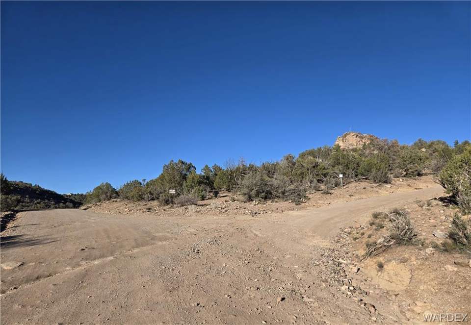 36.1 acres in Kingman in Kingman, photo 10