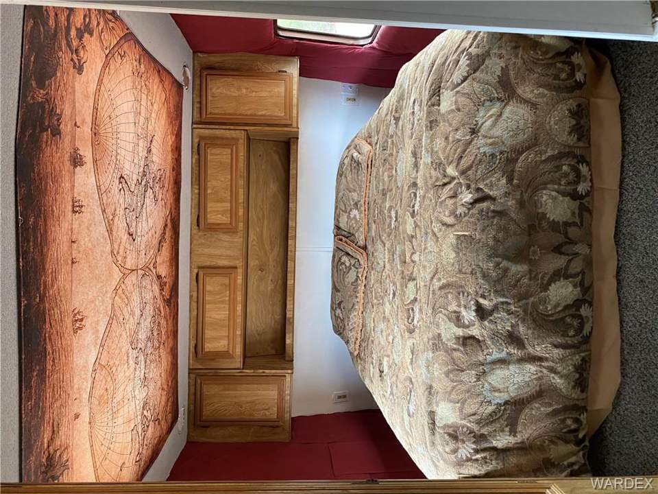 2.67 acres in Seligman in Seligman: Bedroom
