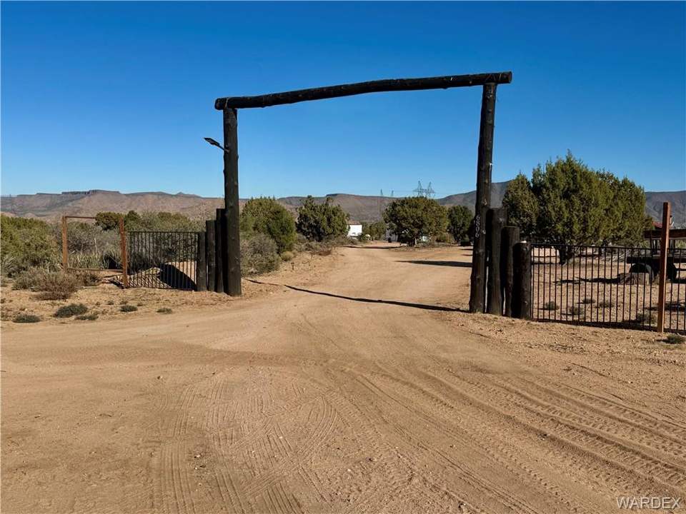 40.83 acres in Hackberry in Hackberry: Main entrance