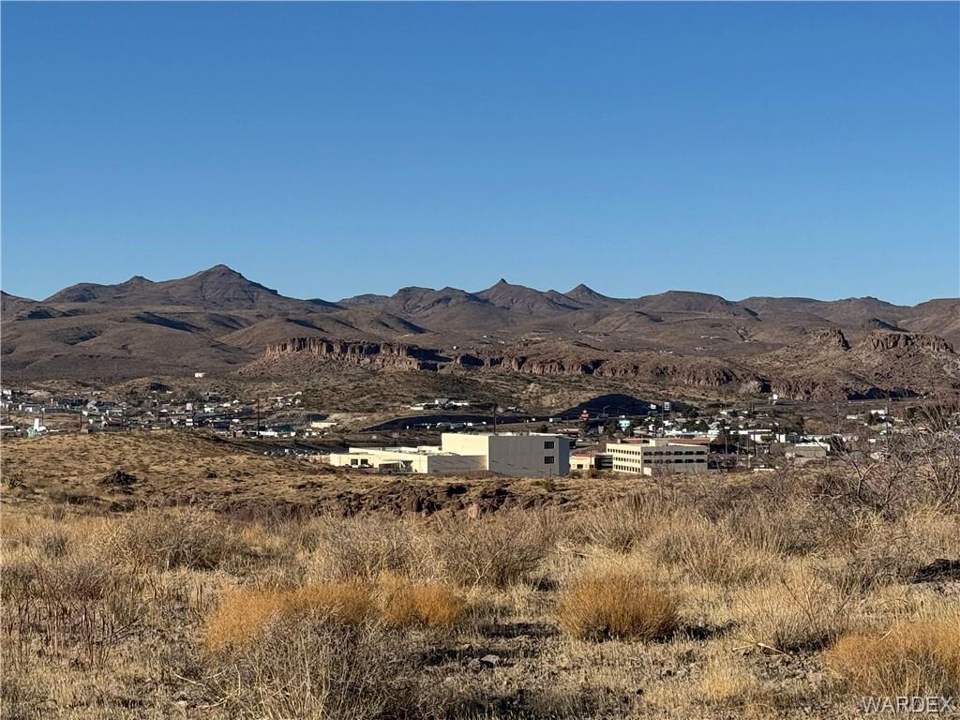 37.5 acres in Kingman in Kingman: View
