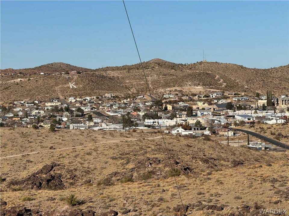 37.5 acres in Kingman in Kingman: View