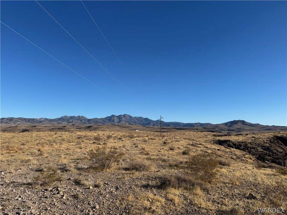 37.5 acres in Kingman in Kingman: View