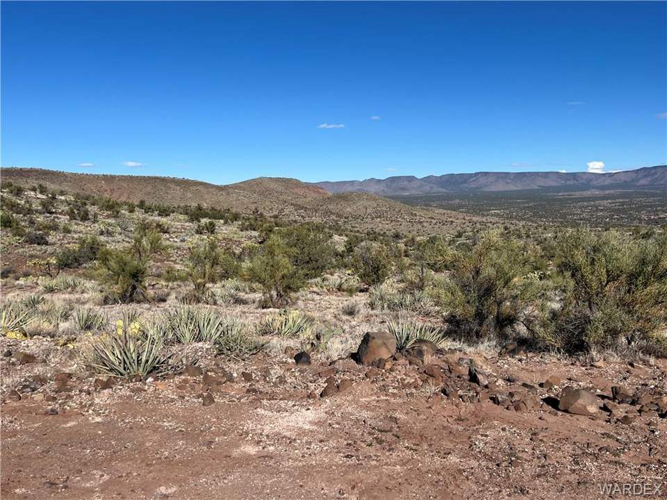 40.87 acres in Kingman in Kingman: Welcome to E Outlaw Canyon Road, APN 354-55-020, 4