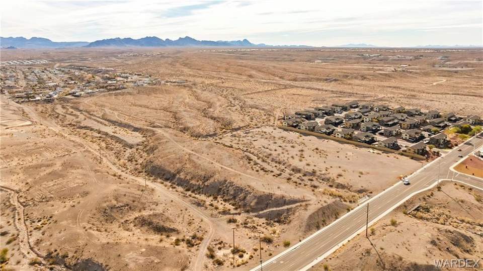 4.73 acres in Bullhead City in Bullhead City: Aerial View Looking from Above the NW Parcel Corne