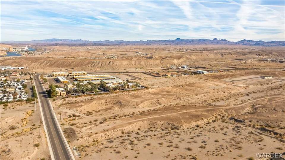 4.73 acres in Bullhead City in Bullhead City: Aerial View Looking from Above SW Parcel Corner to