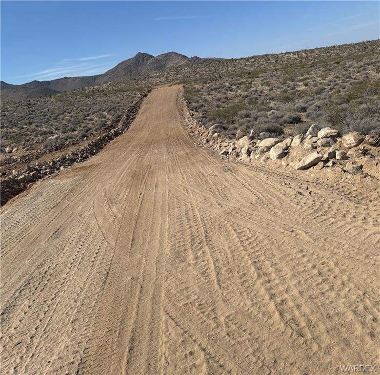 Approximately 5 acres in Dolan Springs in Dolan Springs, photo 3