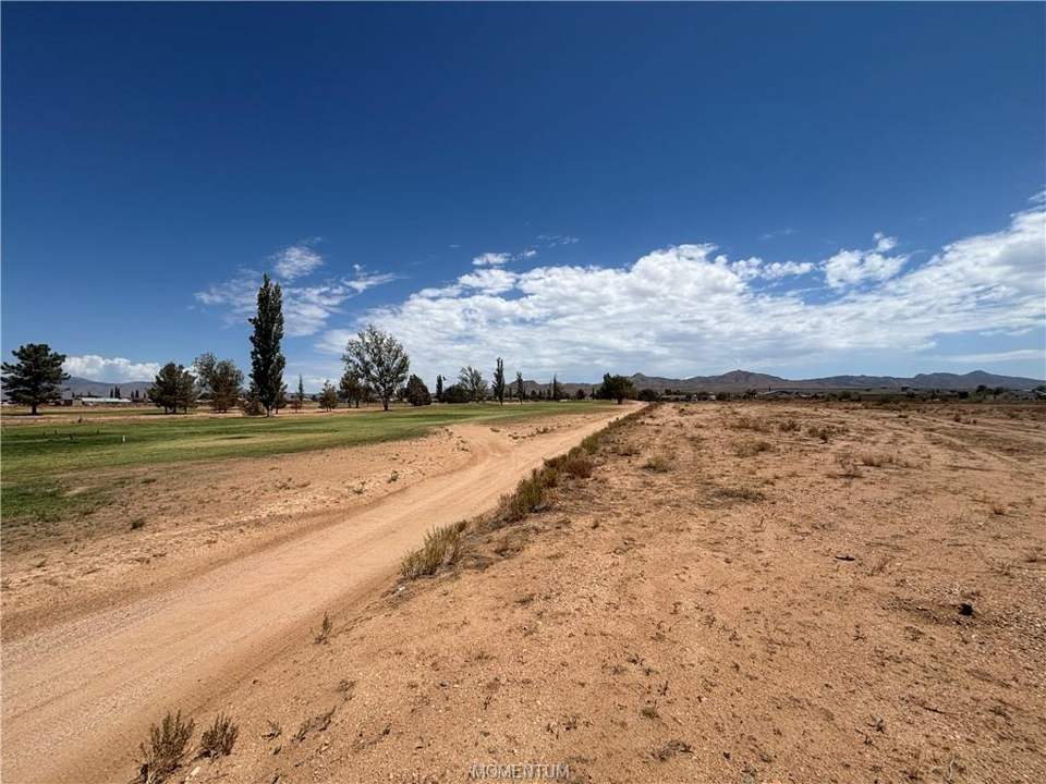 0.22 acres in Kingman in Kingman: Community