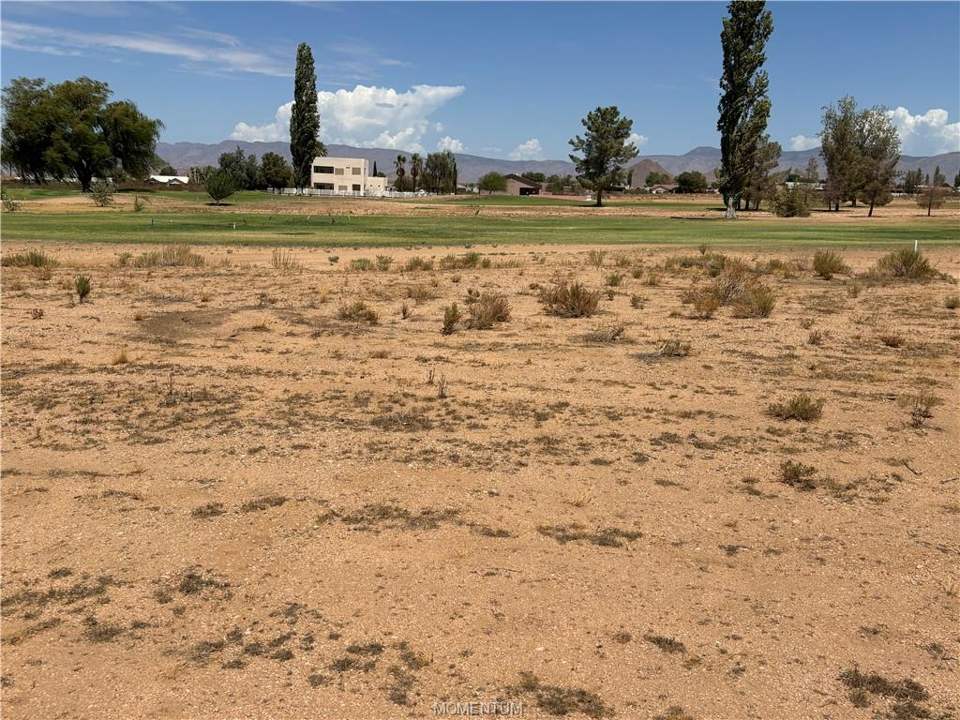 0.22 acres in Kingman in Kingman, photo 4