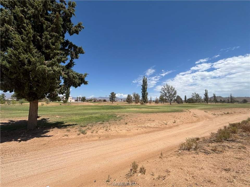 0.22 acres in Kingman in Kingman, photo 7