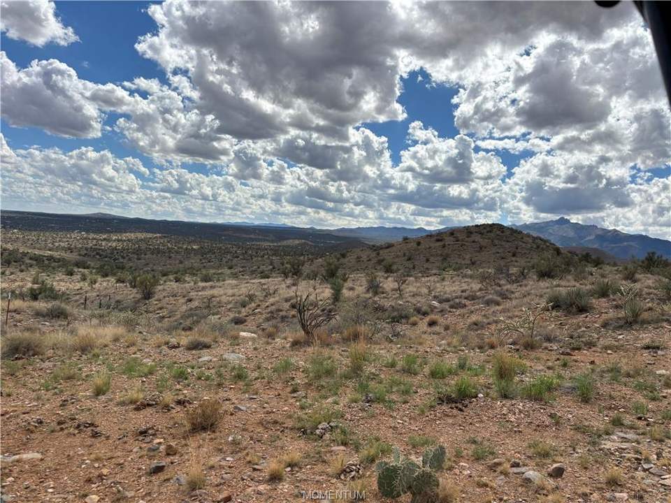 120 acres in Kingman in Kingman: View