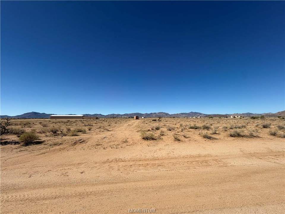 2.08 acres in Kingman in Kingman: Entrance to property