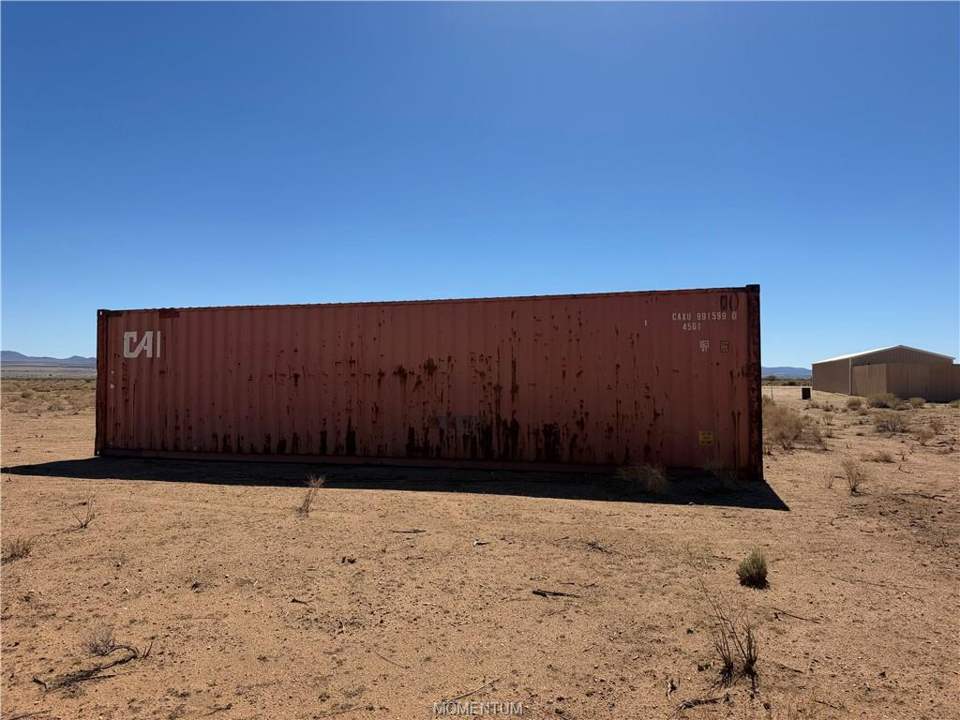 2.08 acres in Kingman in Kingman: Conex conveys with sale