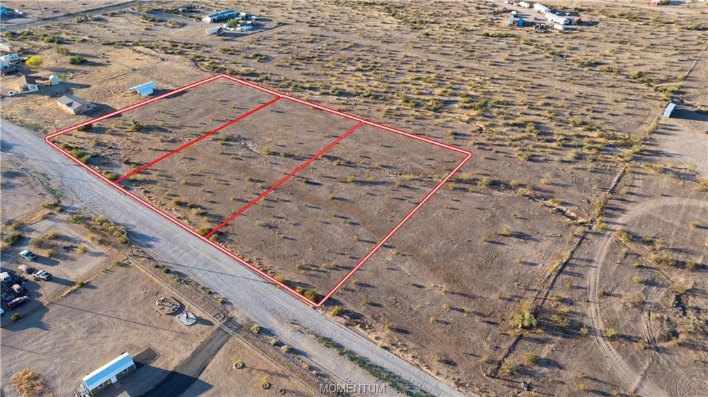 3.75 acres in Golden Valley, 306-53-128 Unkar Drive, Golden Valley, AZ 86413