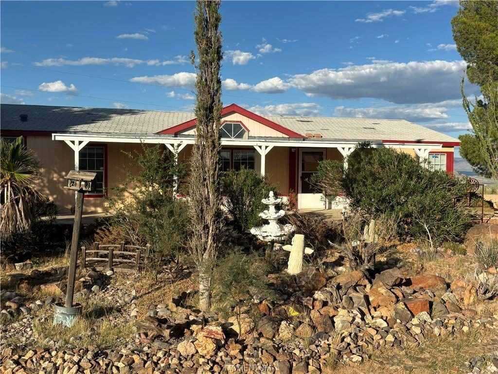 3 bd home on 26 acres in Kingman, 9801 E Nellie Drive, Kingman, AZ 86401
